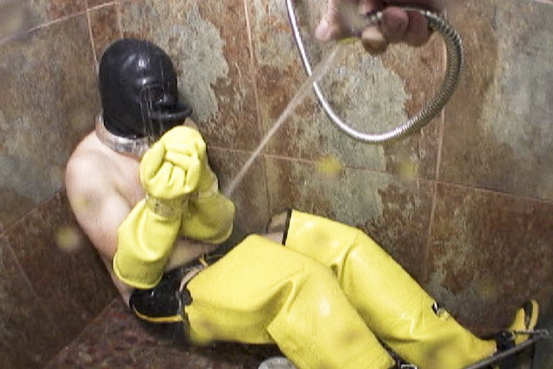 Rubber Waterboarding - rubber and water (S885). Jul 13 2012. Seriousmalebondage.com (128Mb)