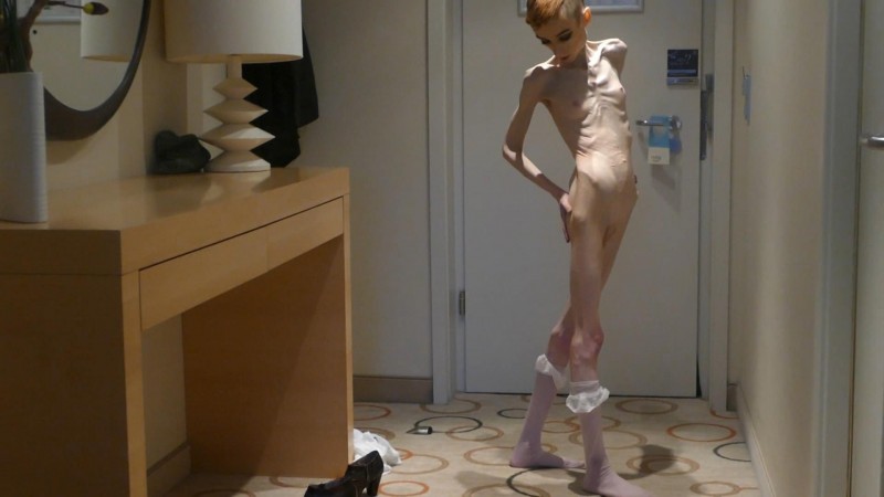 Christin undressing and posing naked indoors (k8B4x). 18 Feb 2019. Skinnyfans.com (264 Mb)