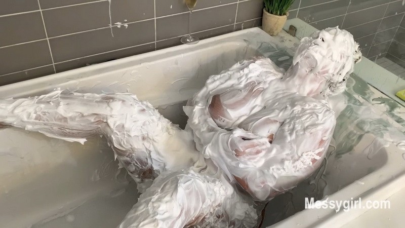 A Creamy Slop Bath for Tatum. Feb 15 2021. Messygirl.com (455 Mb)