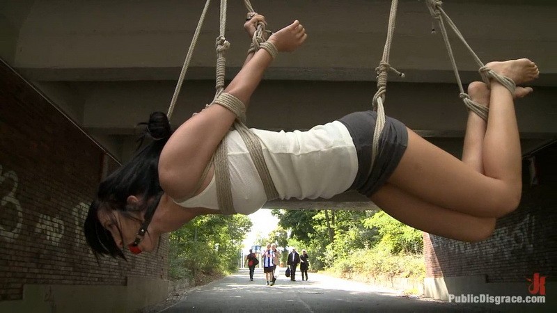 BEST OF EUROPE Super Hot Euro Babe Disgraced in the Streets - Bailey. PublicDisgrace (1149 Mb)