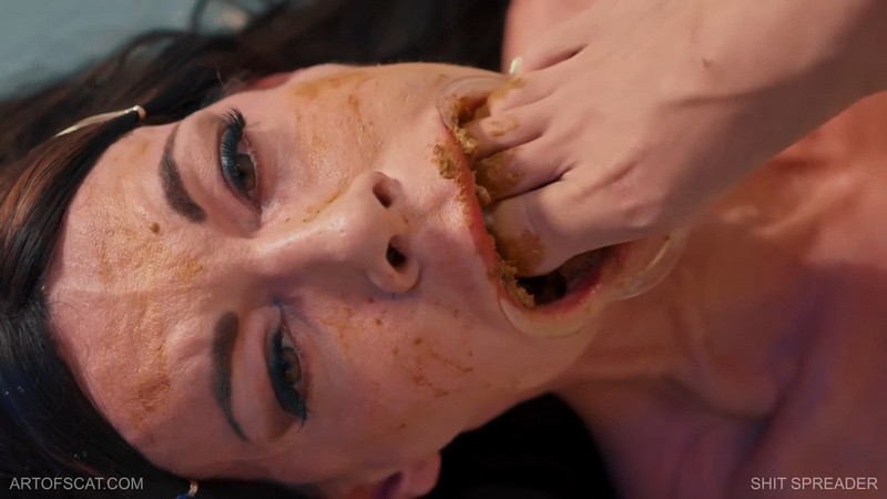 Shit Spreader - Qs, Jessica. ArtOfScat (475 Mb)