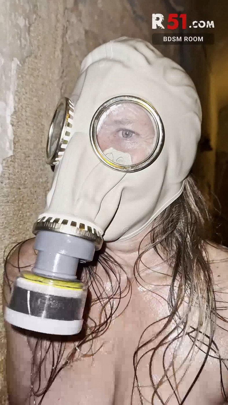 Day 12 - Extreme Balls Produce Endless Cumshot. R51.com (435 Mb)