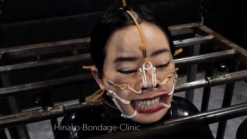 Stupid Fucking Latex Bitch Gets Locked in a Cage and Face Stretched Out - Mistress Hinako. Hinako-Bondage-Clinic (119 Mb)
