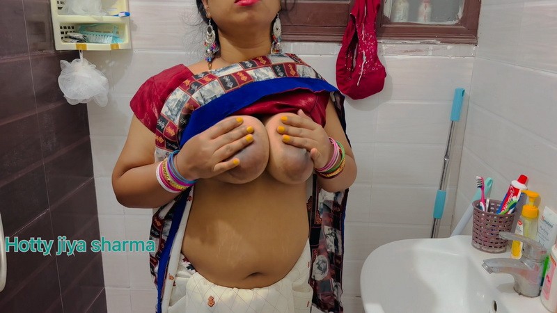 Farting And Pooping in outside mess red panty - Hotty Jiya sharma (1110 Mb)